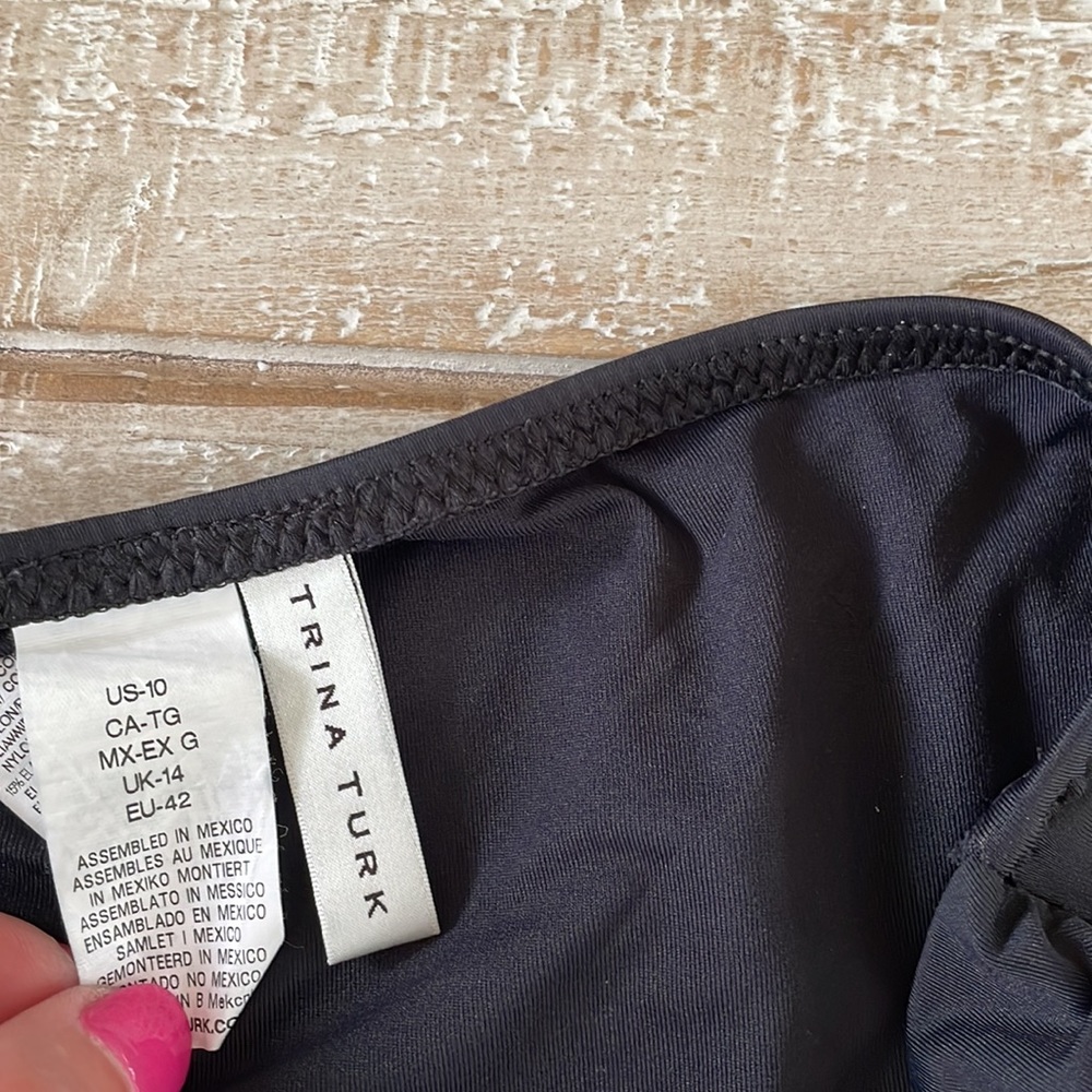 Trina Turk bikini sz 12 top and sz 10 bottoms - Picture 4 of 5